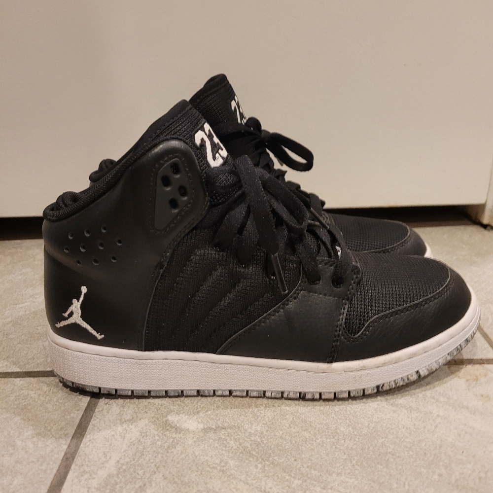 Nike Jordan Flight 23